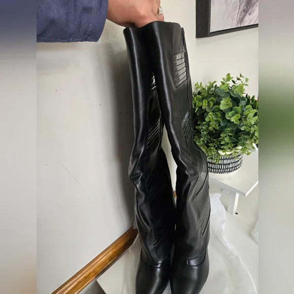 NWT Azalea Wang Victoria Knee High Wedge Boots Black Size 10 - Picture 5 of 12